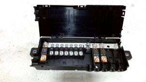 Gebruikte Zekeringkast Landrover Range Rover Prijs € 110,00 Margeregeling aangeboden door Van der Ven Autorecycling B.V.