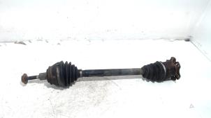 Gebruikte Steekas links-voor Audi A6 Prijs € 50,00 Margeregeling aangeboden door Van der Ven Autorecycling B.V.