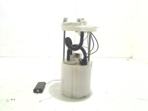 Gebruikte Tank element Pomp Fiat Stilo Prijs € 30,00 Margeregeling aangeboden door Van der Ven Autorecycling B.V.