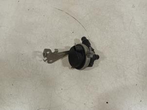 Gebruikte Waterpomp Mercedes C-Klasse Prijs € 110,00 Margeregeling aangeboden door Van der Ven Autorecycling B.V.