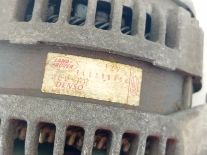 Dynamo van een Landrover Defender 2000