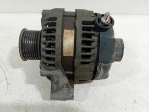 Gebruikte Alternator Landrover Defender Prijs € 99,00 Margeregeling aangeboden door Van der Ven Autorecycling B.V.