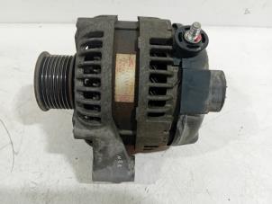 Gebruikte Alternator Landrover Defender Prijs € 99,00 Margeregeling aangeboden door Van der Ven Autorecycling B.V.