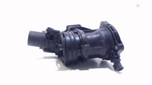 Gebruikte Uitlaat gasklep (EGR) Mercedes B-Klasse Prijs € 30,00 Margeregeling aangeboden door Van der Ven Autorecycling B.V.