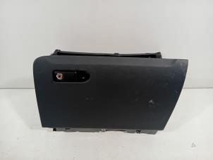 Gebruikte Dashboardkastje Mercedes GLC-Klasse Prijs € 97,00 Margeregeling aangeboden door Van der Ven Autorecycling B.V.