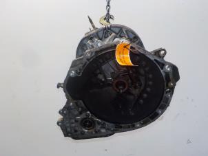 Gebruikte Versnellingsbak Chevrolet Nubira Prijs € 345,00 Margeregeling aangeboden door Van der Ven Autorecycling B.V.