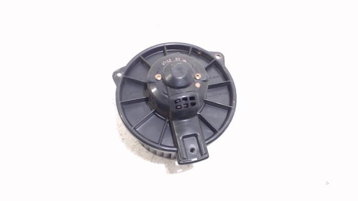 Kachel Ventilatiemotor van een Mitsubishi L400 1998