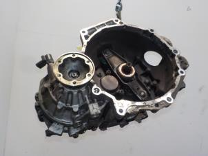 Gebruikte Versnellingsbak Volkswagen Beetle Prijs € 305,00 Margeregeling aangeboden door Van der Ven Autorecycling B.V.
