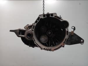 Gebruikte Versnellingsbak Hyundai Santafe Prijs € 195,00 Margeregeling aangeboden door Van der Ven Autorecycling B.V.