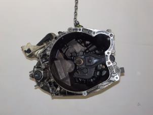Gebruikte Versnellingsbak Peugeot 307 Prijs € 210,00 Margeregeling aangeboden door Van der Ven Autorecycling B.V.