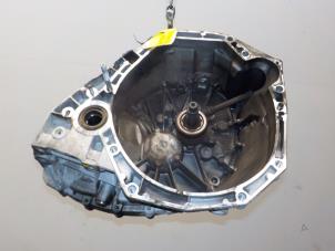 Gebruikte Versnellingsbak Nissan Juke Prijs € 550,00 Margeregeling aangeboden door Van der Ven Autorecycling B.V.