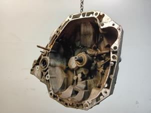Gebruikte Versnellingsbak Renault Twingo Prijs € 99,99 Margeregeling aangeboden door Van der Ven Autorecycling B.V.