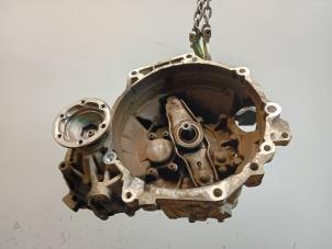 Gebruikte Versnellingsbak Volkswagen Caddy Prijs € 424,00 Margeregeling aangeboden door Van der Ven Autorecycling B.V.