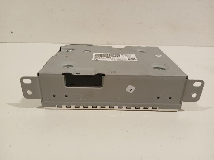 Gebruikte Radio module DS Automobiles DS3 Crossback Prijs € 198,00 Margeregeling aangeboden door Van der Ven Autorecycling B.V.