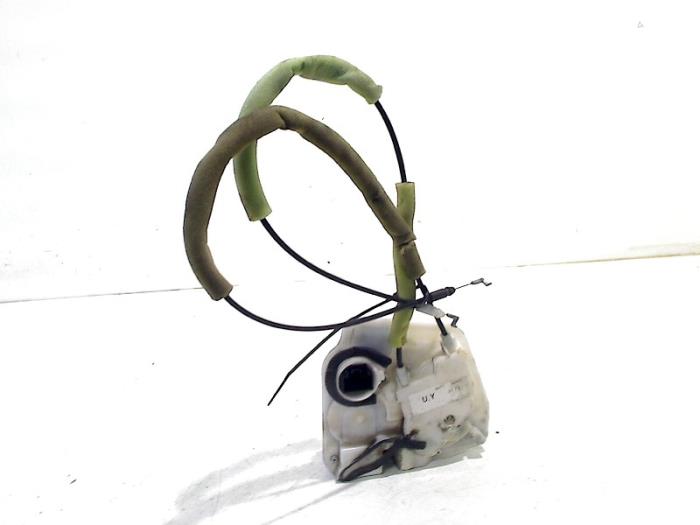 Deurslot Mechaniek 4Deurs links-voor van een Mazda 2 2010