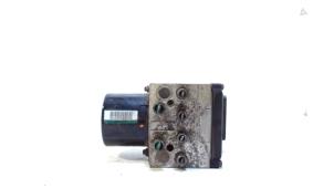 Gebruikte ABS Pomp Peugeot 407 Prijs € 50,00 Margeregeling aangeboden door Van der Ven Autorecycling B.V.