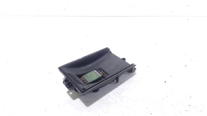 Kachel Weerstand van een Volkswagen Lupo 2001