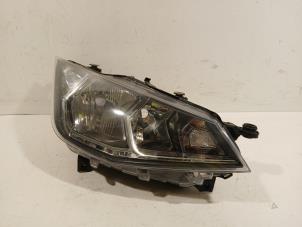 Gebruikte Koplamp rechts Seat Ibiza Prijs € 215,00 Margeregeling aangeboden door Van der Ven Autorecycling B.V.