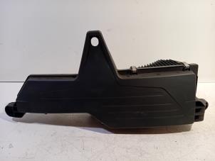 Gebruikte Luchtfilterhuis BMW 5-Serie Prijs € 122,00 Margeregeling aangeboden door Van der Ven Autorecycling B.V.