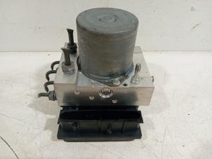 Gebruikte ABS Pomp Landrover Discovery Prijs € 50,00 Margeregeling aangeboden door Van der Ven Autorecycling B.V.