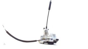 Gebruikte Slotmechaniek Portier 4Deurs rechts-voor Ford KA Prijs € 15,00 Margeregeling aangeboden door Van der Ven Autorecycling B.V.