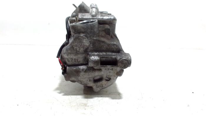 Aircopomp van een Mercedes C-Klasse 2004