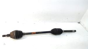 Gebruikte Aandrijfas rechts-voor Mercedes ML-Klasse Prijs € 45,00 Margeregeling aangeboden door Van der Ven Autorecycling B.V.