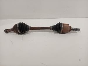 Gebruikte Steekas links-voor Renault Trafic Prijs € 90,00 Margeregeling aangeboden door Van der Ven Autorecycling B.V.