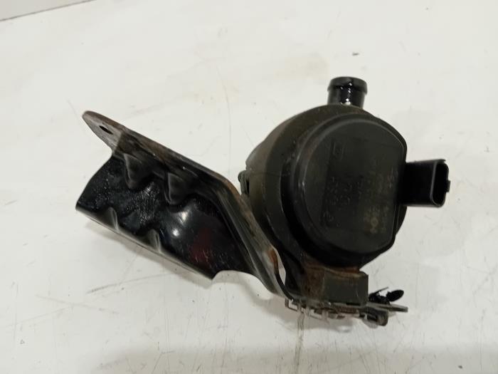 Waterpomp van een Renault Grand Scenic 2016