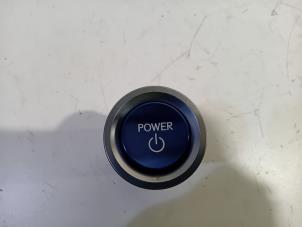 Gebruikte Start/Stop schakelaar Lexus ES Prijs € 110,00 Margeregeling aangeboden door Van der Ven Autorecycling B.V.