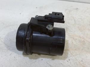 Gebruikte Luchtmassameter Peugeot 206 PLUS Prijs € 21,00 Margeregeling aangeboden door Van der Ven Autorecycling B.V.