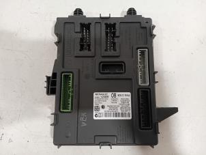 Gebruikte Computer Body Control Renault Scenic Prijs € 55,00 Margeregeling aangeboden door Van der Ven Autorecycling B.V.