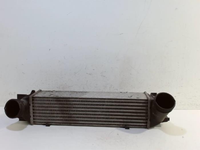 Intercooler van een BMW 3-Serie 2011