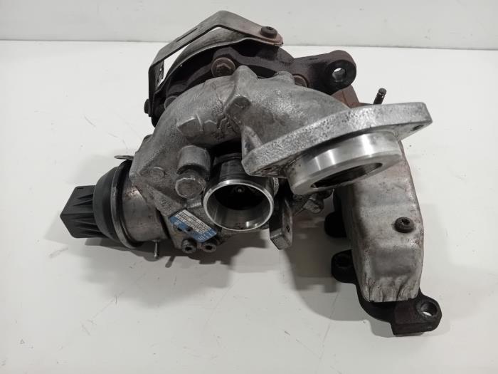 Gebruikte Turbo Skoda Superb Prijs € 249,99 Margeregeling aangeboden door Van der Ven Autorecycling B.V.