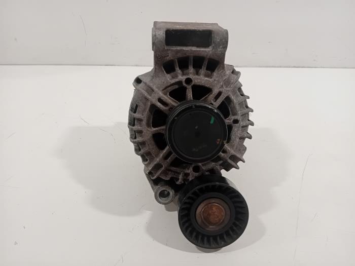 Gebruikte Alternator Ford S-Max Prijs € 36,00 Margeregeling aangeboden door Van der Ven Autorecycling B.V.