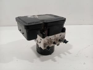 Gebruikte ABS Pomp Ford Focus Prijs € 75,00 Margeregeling aangeboden door Van der Ven Autorecycling B.V.