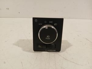 Gebruikte Licht Schakelaar Dodge RAM Prijs € 65,00 Margeregeling aangeboden door Van der Ven Autorecycling B.V.