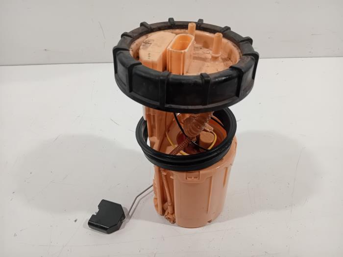 Gebruikte Tank element Pomp Volkswagen Bestel Prijs € 36,00 Margeregeling aangeboden door Van der Ven Autorecycling B.V.