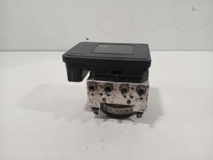 Gebruikte ABS Pomp Volkswagen Touran Prijs € 45,00 Margeregeling aangeboden door Van der Ven Autorecycling B.V.