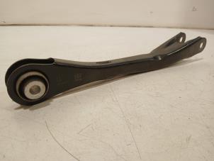 Gebruikte Draagarm links-achter BMW 3-Serie Prijs € 17,00 Margeregeling aangeboden door Van der Ven Autorecycling B.V.