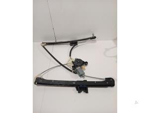 Gebruikte Raammechaniek 4Deurs rechts-achter Audi Q7 Prijs € 75,00 Margeregeling aangeboden door Van der Ven Autorecycling B.V.