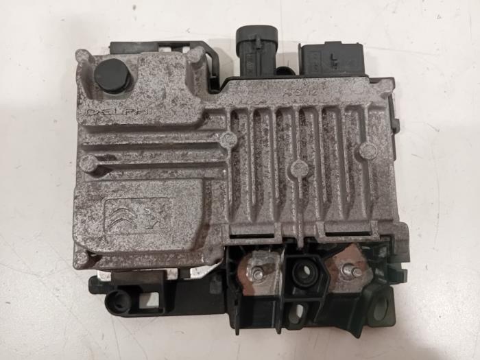 Gebruikte Start/Stop computer Citroen C4 Cactus Prijs € 45,00 Margeregeling aangeboden door Van der Ven Autorecycling B.V.