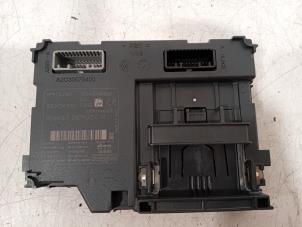 Gebruikte Diversen Renault Captur Prijs € 50,00 Margeregeling aangeboden door Van der Ven Autorecycling B.V.