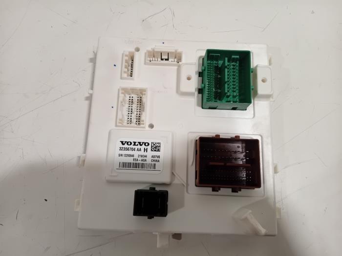 Gebruikte Bodycontrol Module Volvo XC60 Prijs € 300,00 Margeregeling aangeboden door Van der Ven Autorecycling B.V.