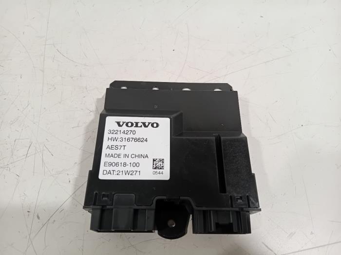 Gebruikte Computer Diversen Volvo XC60 Prijs € 100,00 Margeregeling aangeboden door Van der Ven Autorecycling B.V.