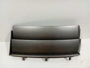 Gebruikte Bumper Rooster Landrover Range Rover Prijs € 20,00 Margeregeling aangeboden door Van der Ven Autorecycling B.V.