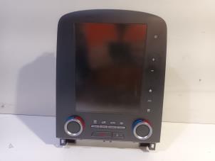 Gebruikte Display Interieur Renault Scenic Prijs € 245,00 Margeregeling aangeboden door Van der Ven Autorecycling B.V.