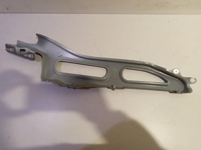 Gebruikte Diversen Renault Scenic Prijs € 45,00 Margeregeling aangeboden door Van der Ven Autorecycling B.V.