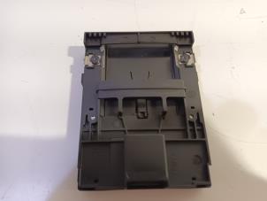 Gebruikte Diversen Renault Zoe Prijs € 15,00 Margeregeling aangeboden door Van der Ven Autorecycling B.V.