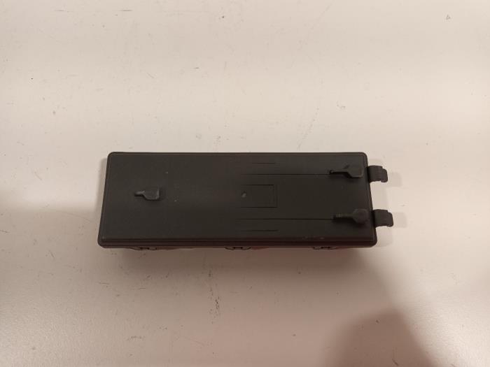Gebruikte Computer Diversen Audi A4 Prijs € 106,00 Margeregeling aangeboden door Van der Ven Autorecycling B.V.